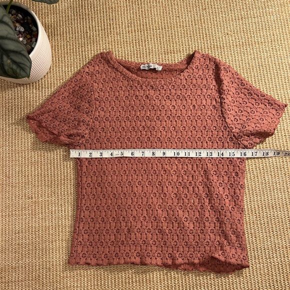 Kids Dusty Pink Hollister Shirt with flower detailing - Picture 3 of 5